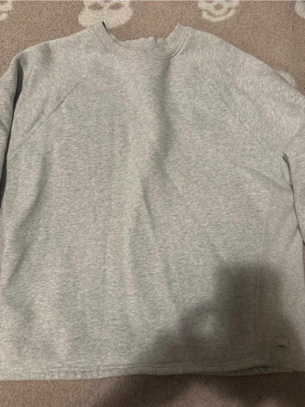 Vuori women’s Light Gray Crewneck Sweatshirt - Picture 3 of 3